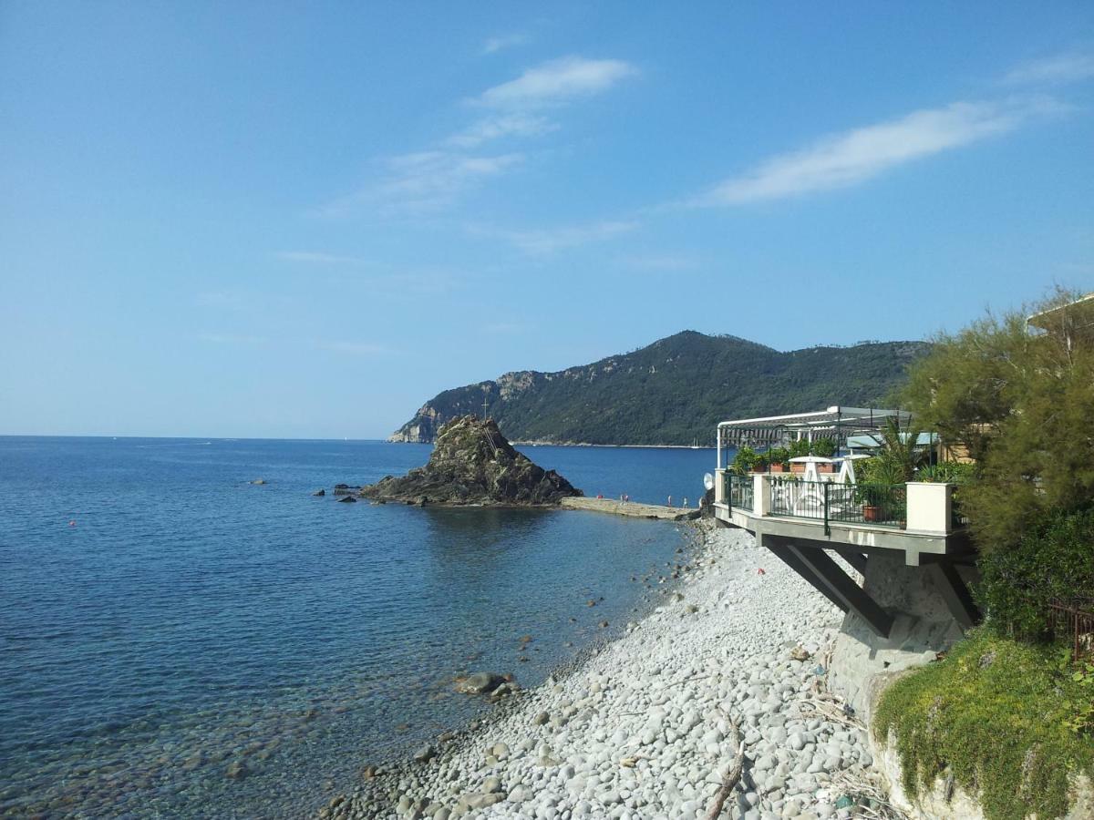 Asseu Hotel Sestri Levante Exterior photo